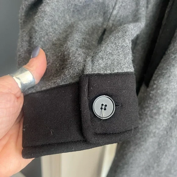 Super Light Weight Shacket for Spring - Picture 4 of 9